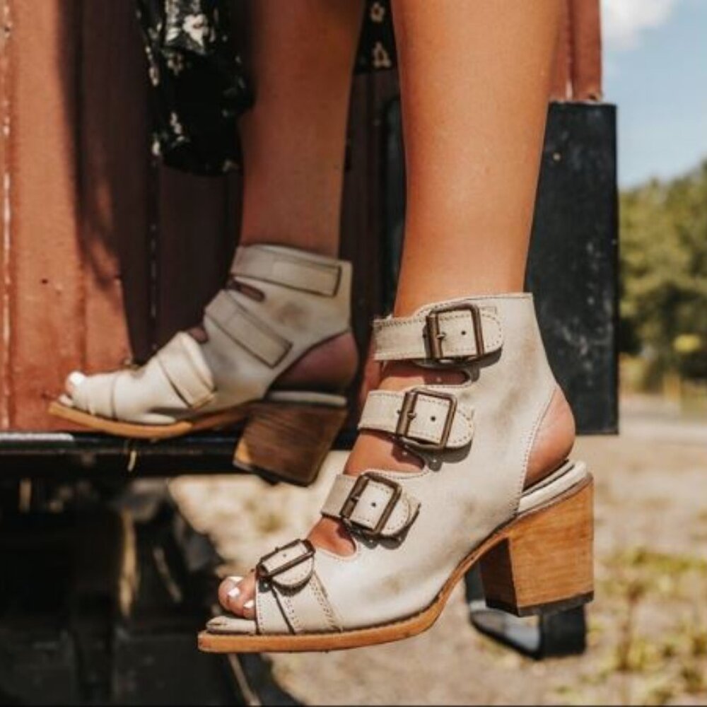 LAST CHANCE - Freebird The Quail Leather Sandals - 7